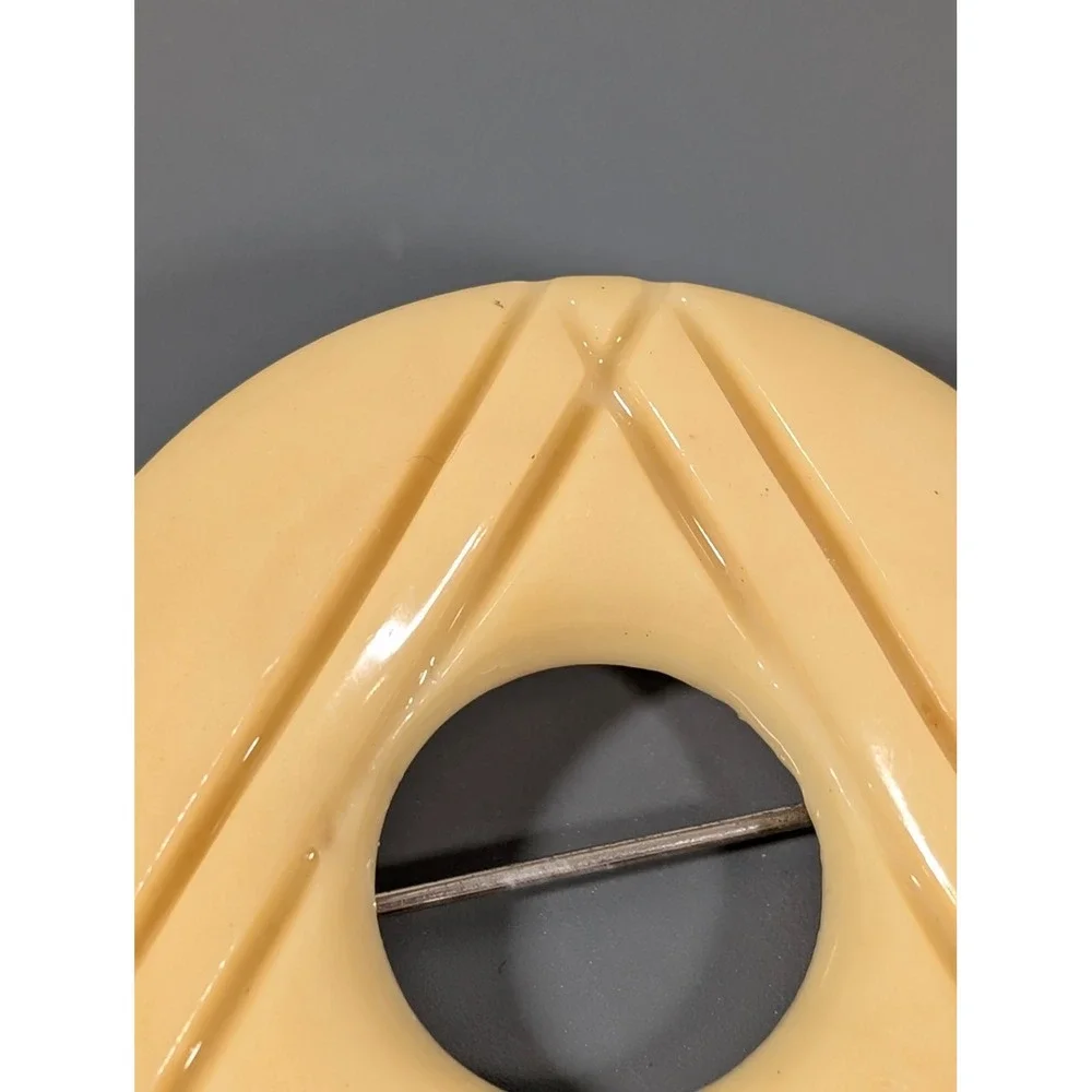 Estate vintage butterscotch